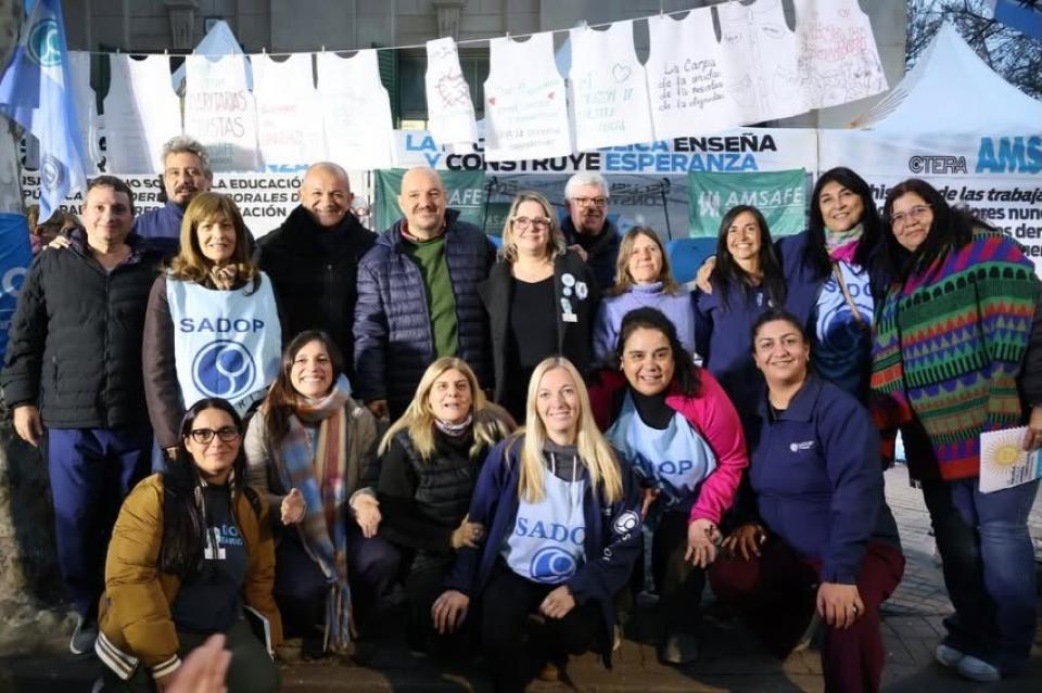Mil Clases en la Carpa Blanca: Casilda