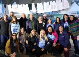 Mil Clases en la Carpa Blanca: Casilda