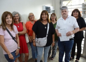 Presentación de reclamos y firmas en La Caja