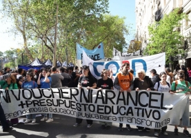 Ni voucher, ni arancel
