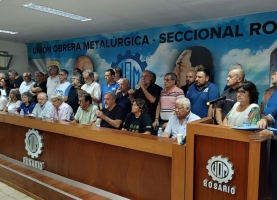 Conferencia de prensa en unidad en la UOM