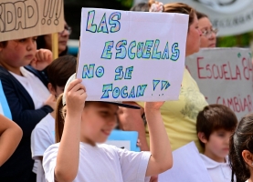 Con nuestras alumnas y nuestros alumnos NO